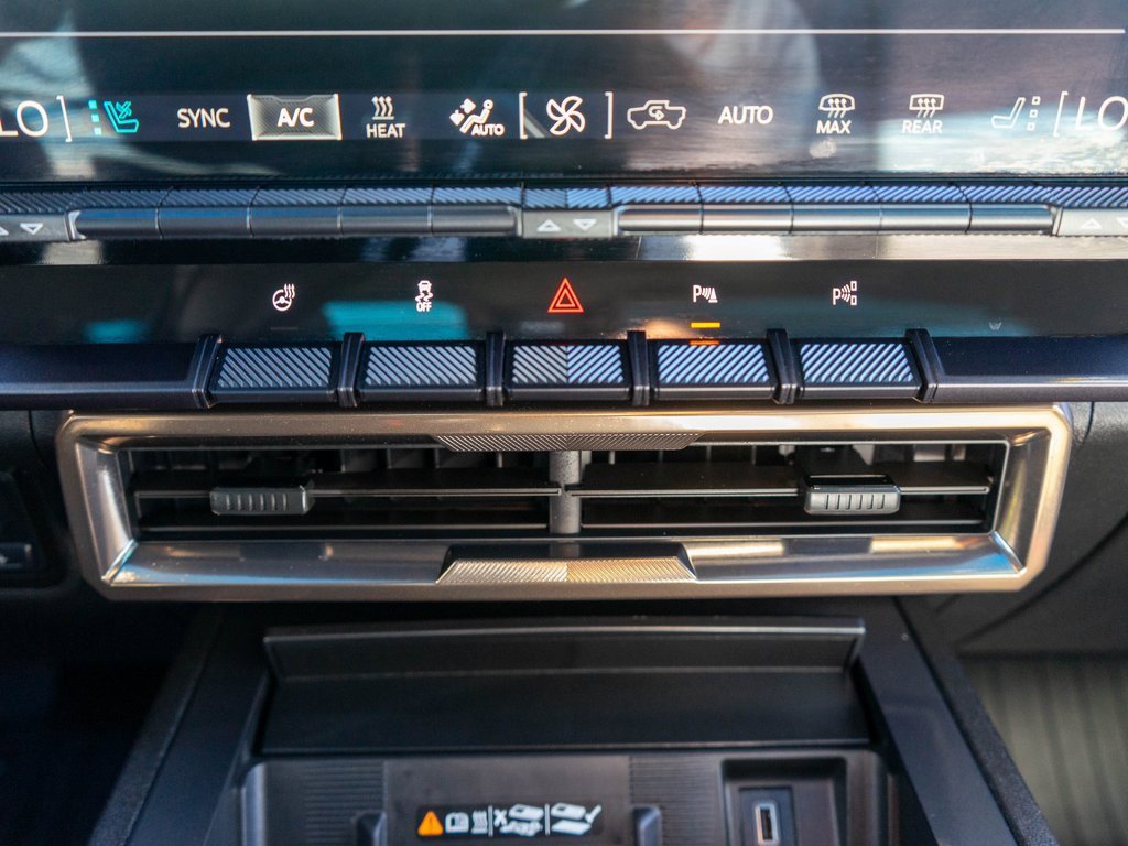 New 2025 GMC Hummer EV 3X w/ LPO, Dark Essentials Package image 28