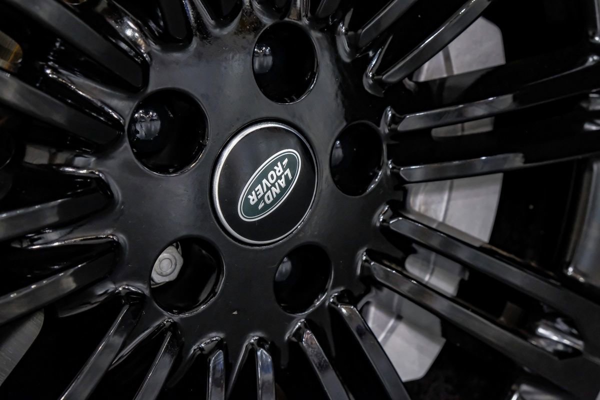 Used 2024 Land Rover Range Rover SE image 51