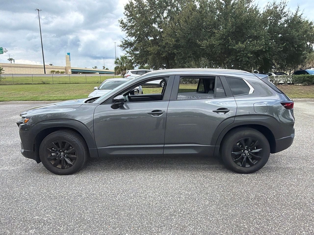 Used 2026 MAZDA CX-50 AWD 2.5 S w/ Preferred Pkg image 2
