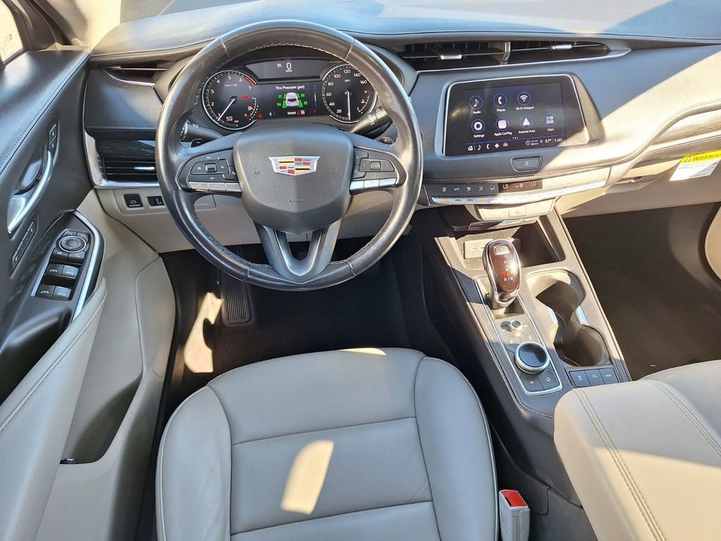 Used 2023 Cadillac XT4 Premium Luxury image 9