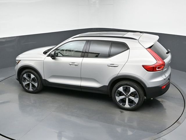 Used 2024 Volvo XC40 B5 Plus w/ Protection Package Premier image 45