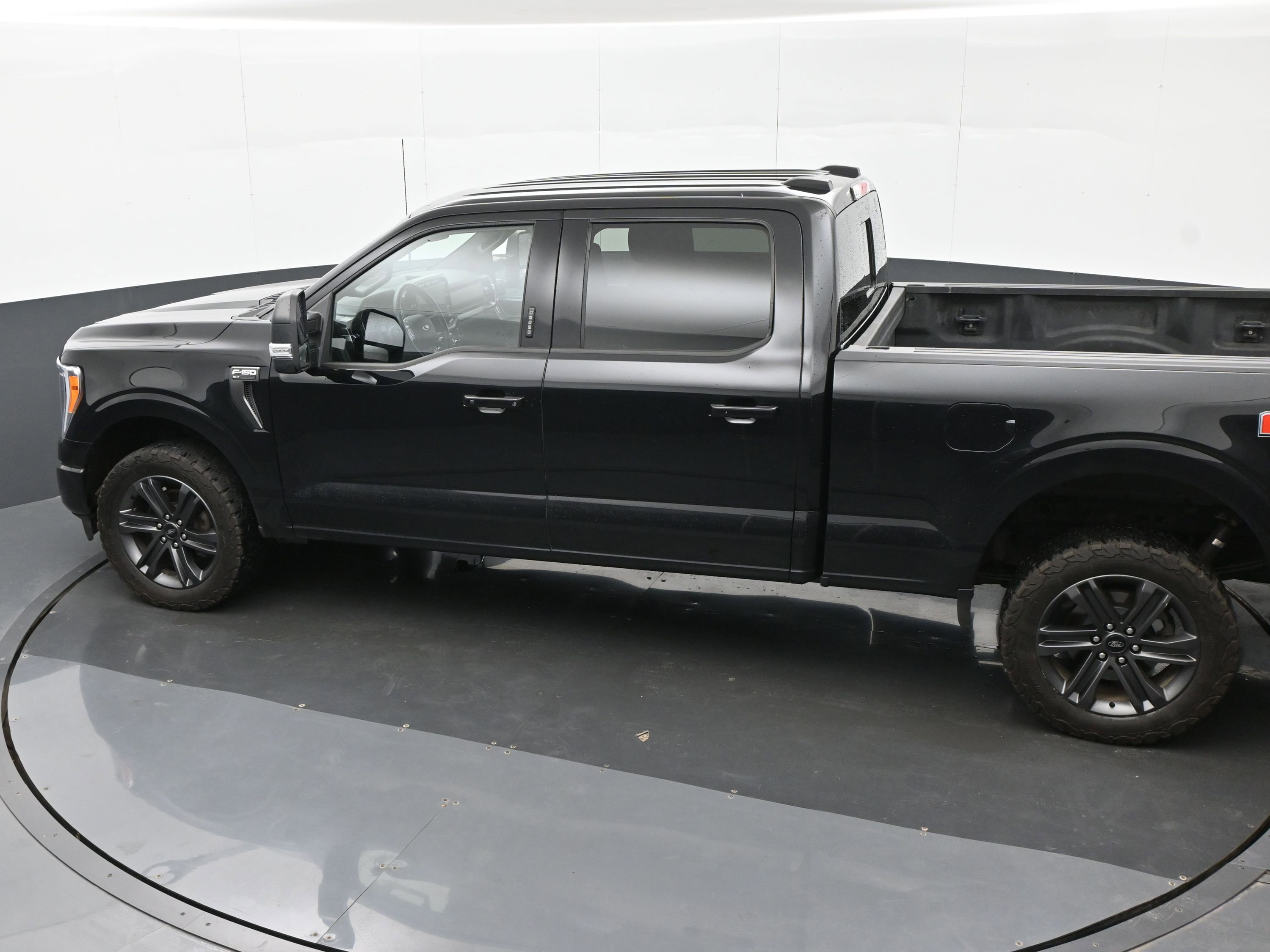 Used 2023 Ford F150 XLT w/ Equipment Group 302A High AWD/4WD image 31