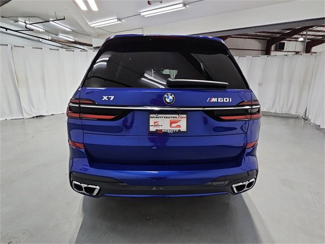 Used 2025 BMW X7 M60i image 7
