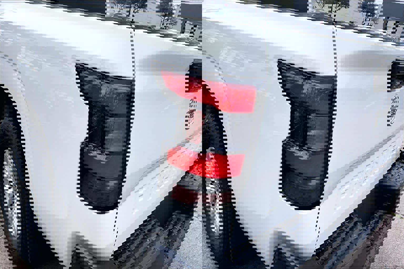 New 2026 Nissan Frontier S image 11