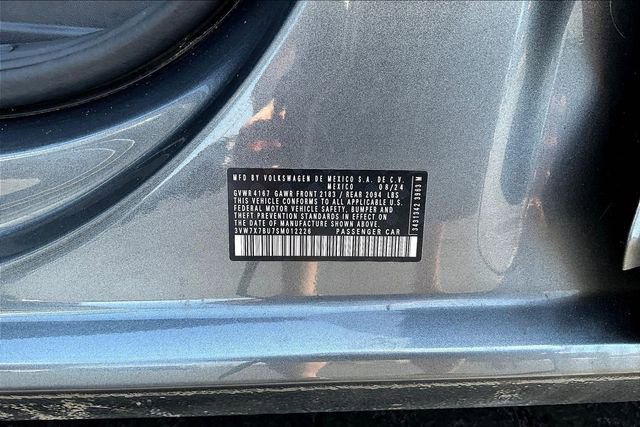 Used 2025 Volkswagen Jetta SE image 5