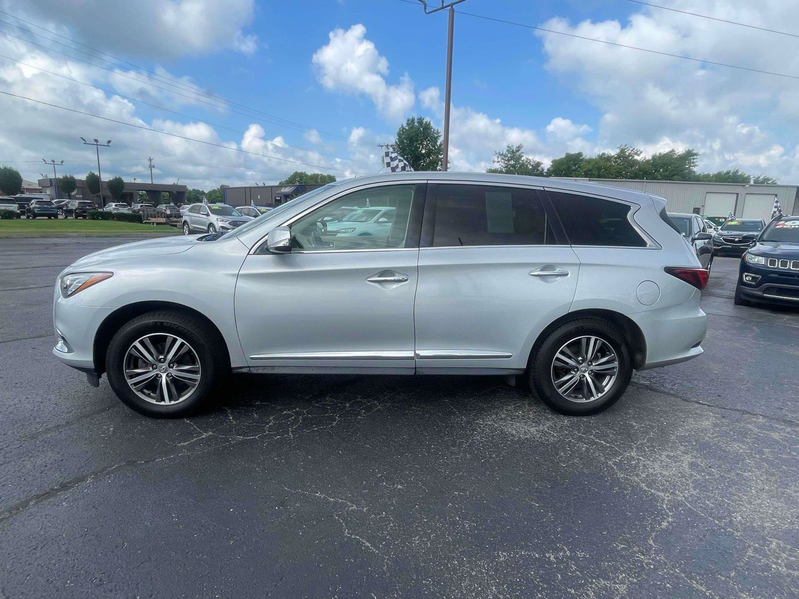Used 2020 INFINITI QX60 Pure AWD/4WD image 4