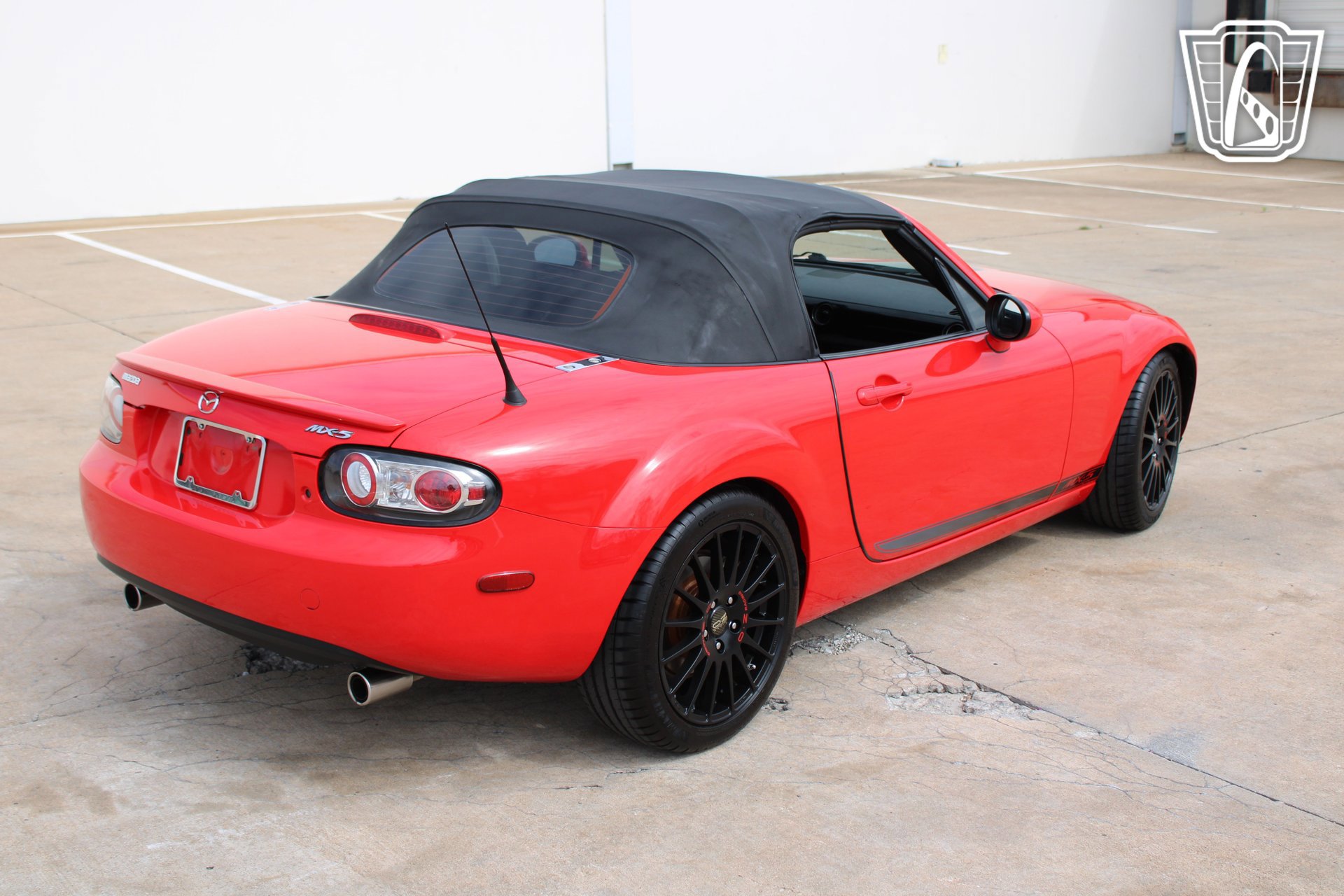 Used 2006 MAZDA MX-5 Miata Sport RWD image 13