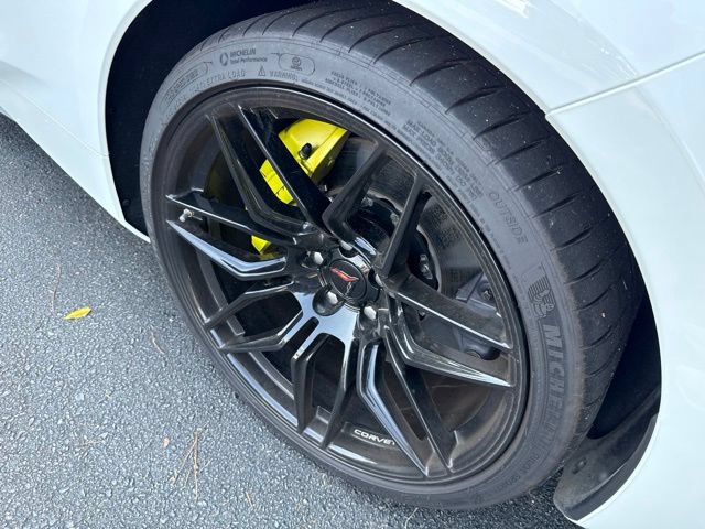Used 2024 Chevrolet Corvette Z06 RWD image 26