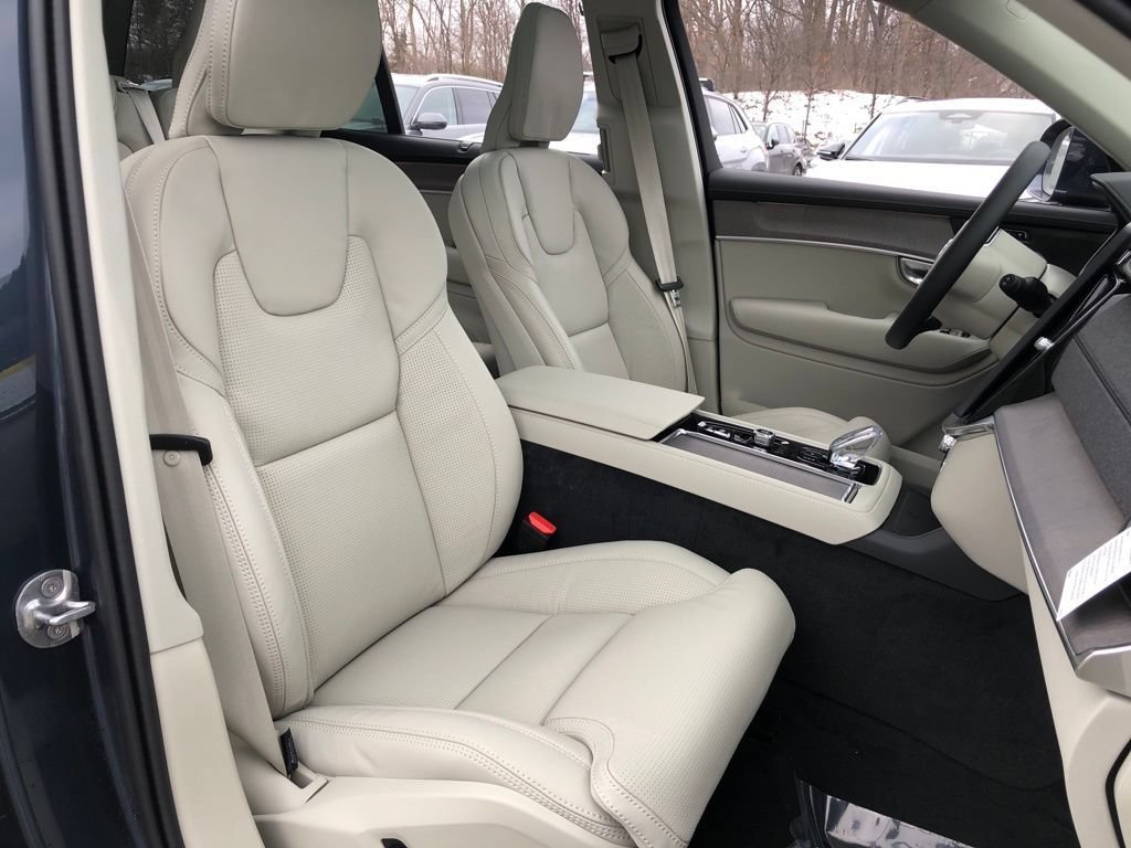 New 2026 Volvo XC90 B6 Ultra w/ Protection Package AWD/4WD image 27