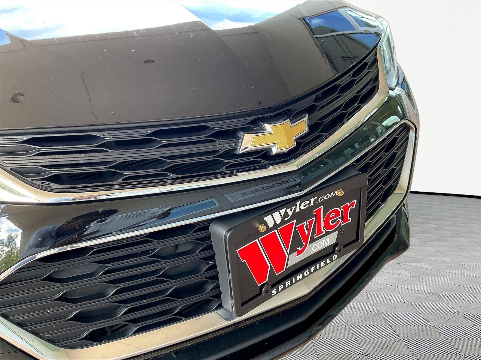 Used 2018 Chevrolet Cruze LT FWD image 30