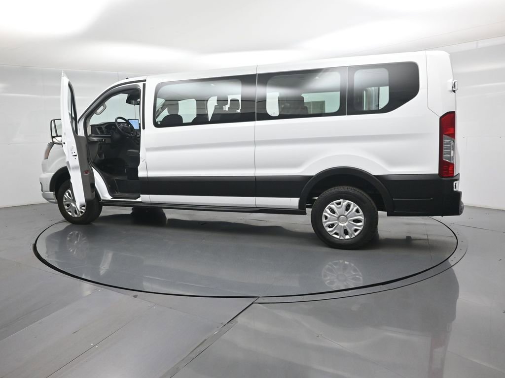 Used 2023 Ford Transit 350 XLT RWD image 32
