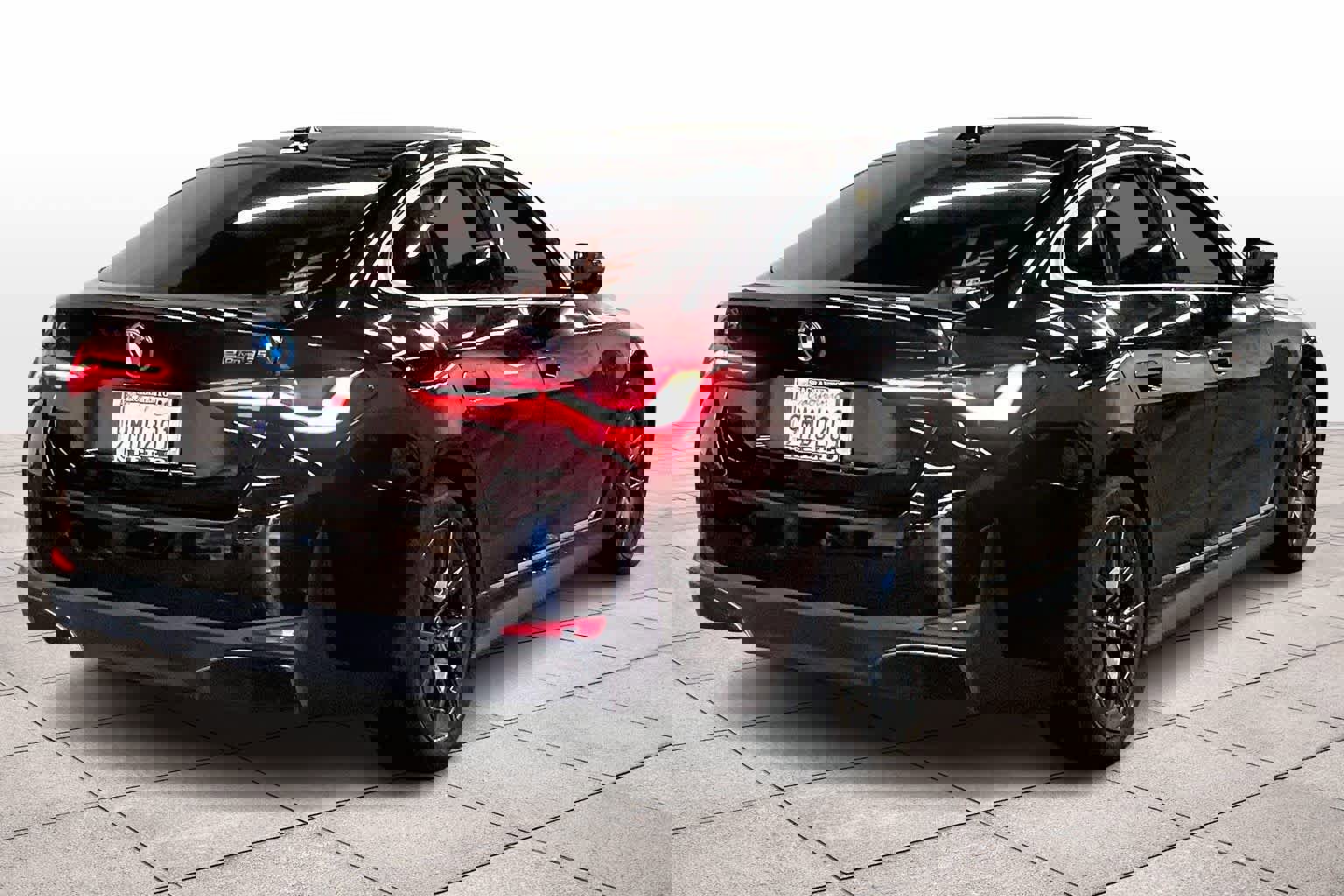 Certified 2024 BMW i4 eDrive35 w/ Premium Package image 15