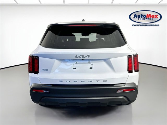 Used 2022 Kia Sorento LX image 7
