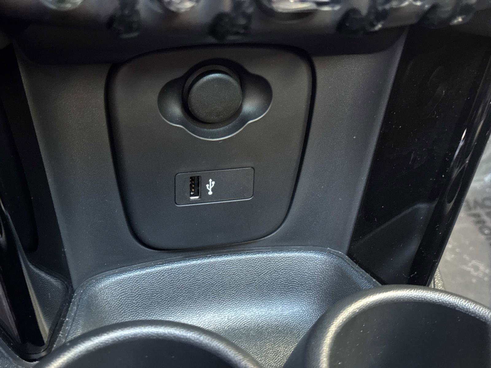 Certified 2024 MINI Cooper S image 26