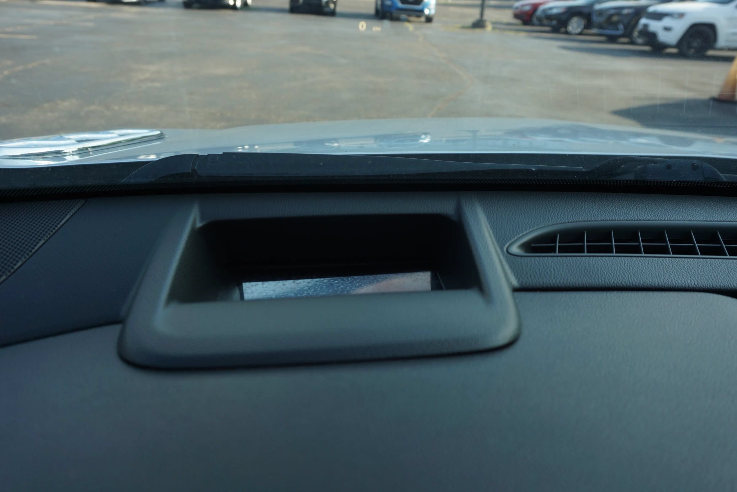 Used 2016 Buick Envision Premium AWD/4WD image 32