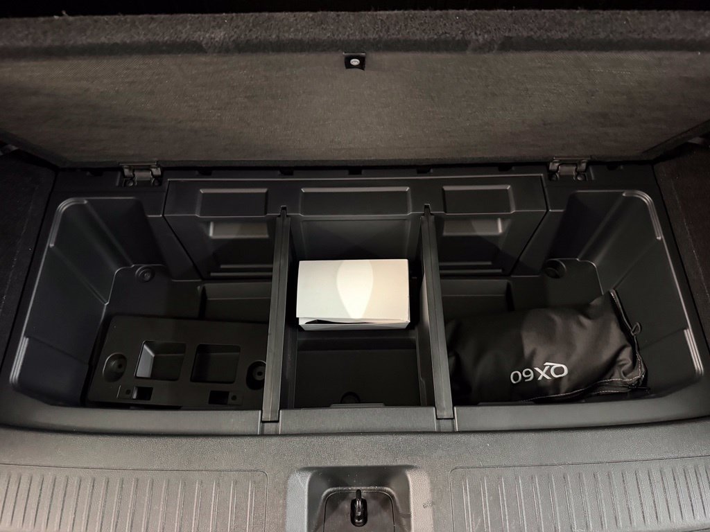 Certified 2024 INFINITI QX60 Luxe w/ Cargo Package FWD image 41