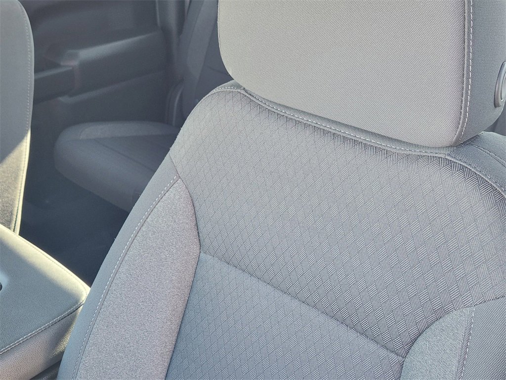 Used 2024 Chevrolet Silverado 1500 Custom image 15