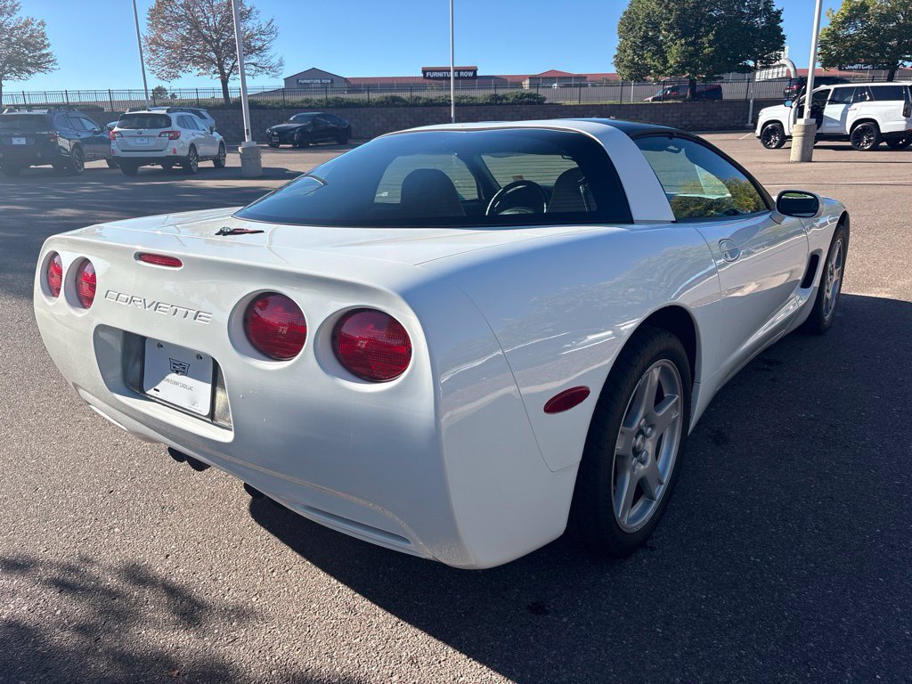Used 1998 Chevrolet Corvette Coupe w/ Memory Pkg RWD image 5