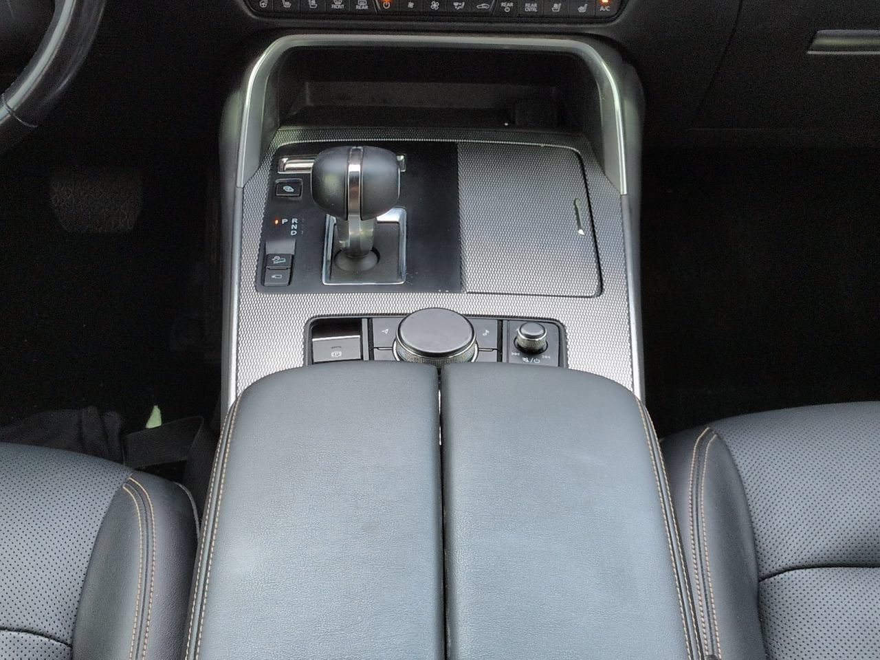 Used 2025 MAZDA CX-70 Plug-In Hybrid w/ Premium Plus AWD/4WD image 19