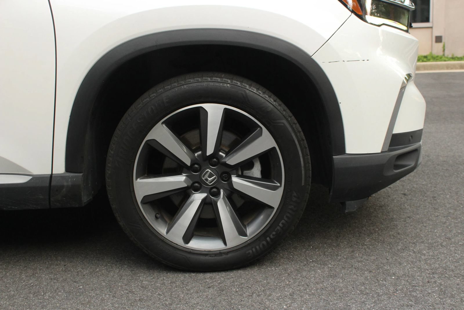 Used 2023 Honda Pilot Elite image 4
