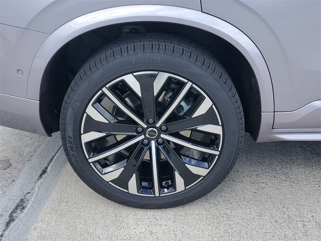 New 2026 Volvo XC90 T8 Ultra w/ Protection Package image 5