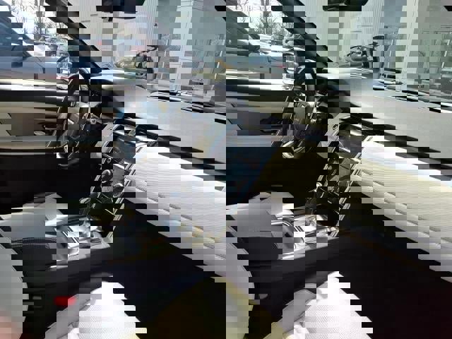 Used 2020 Land Rover Discovery Sport S R-Dynamic image 23