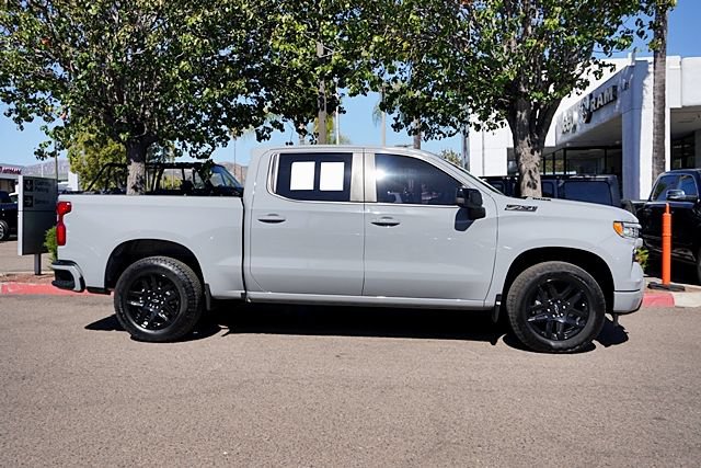 Used 2024 Chevrolet Silverado 1500 RST w/ Convenience Package II AWD/4WD image 7