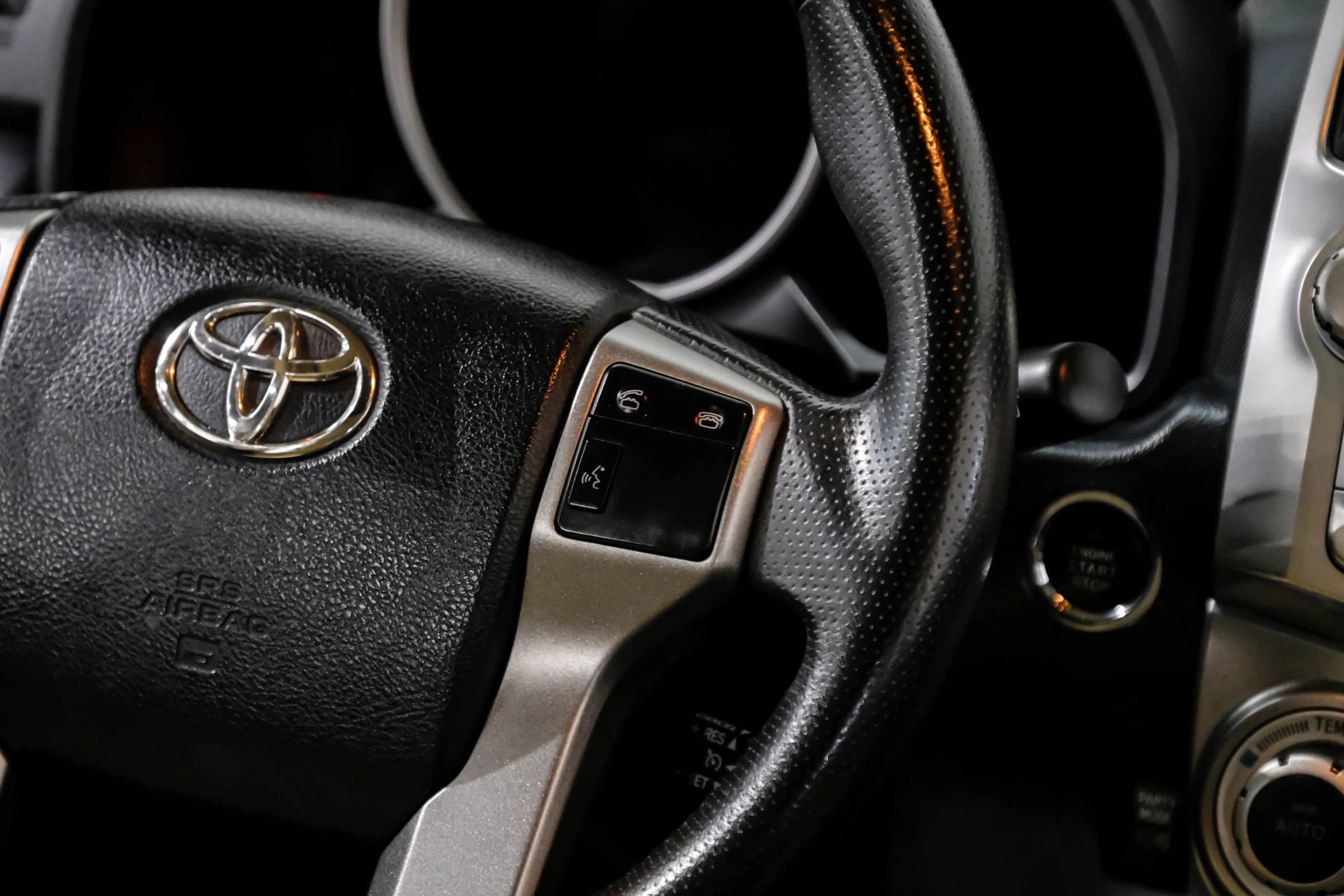 Used 2012 Toyota 4Runner Limited image 27