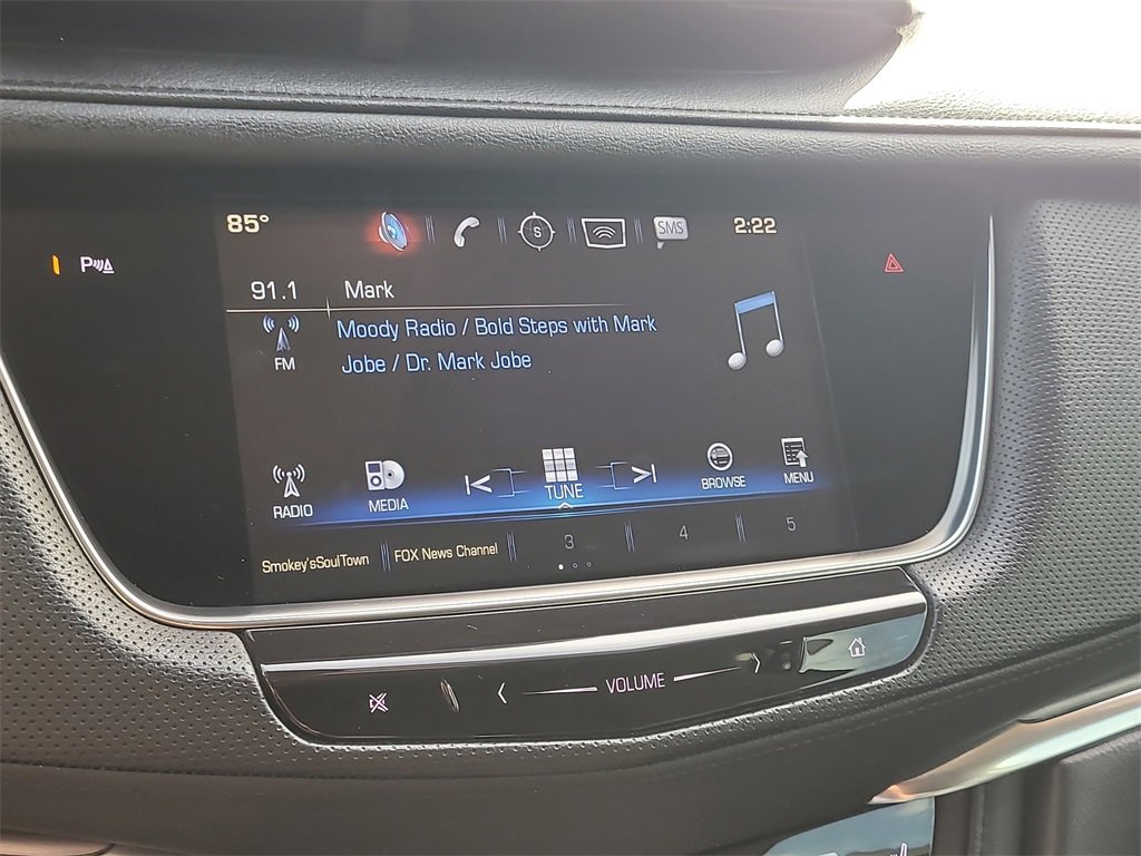 Used 2017 Cadillac XT5 Luxury w/ Driver Awareness Package image 22