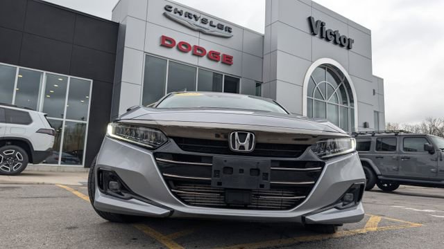Used 2021 Honda Accord Sport Special Edition image 2