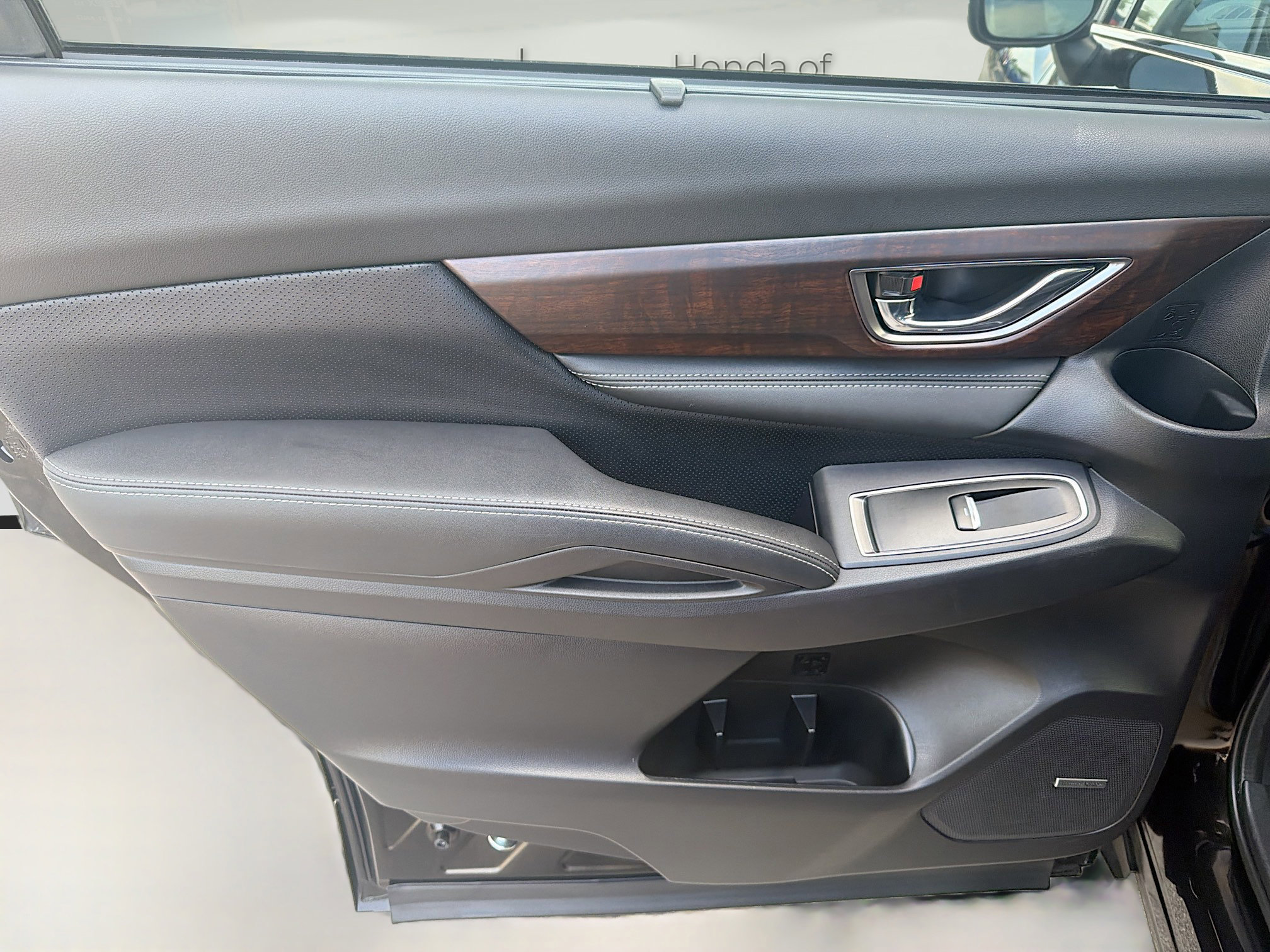 Used 2023 Subaru Ascent Touring image 26