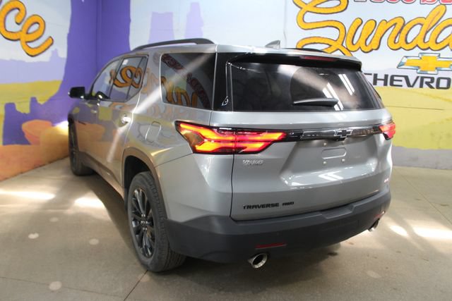 Used 2023 Chevrolet Traverse RS w/ LPO, Floor Liner Package AWD/4WD image 6