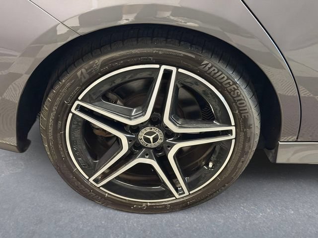 Certified 2023 Mercedes-Benz CLA 250 4MATIC image 5