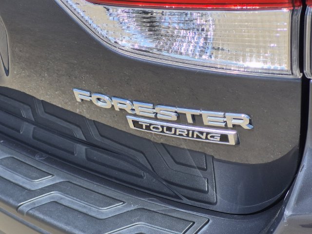 Used 2024 Subaru Forester Touring w/ Convenience Package AWD/4WD image 8