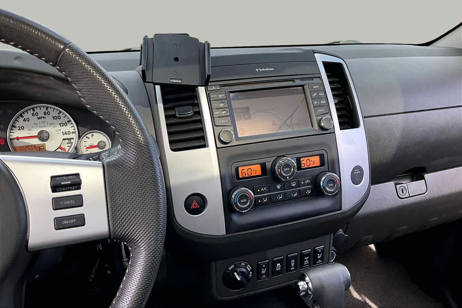 Used 2013 Nissan Frontier PRO-4X w/ Pro-4x Luxury Pkg AWD/4WD image 7
