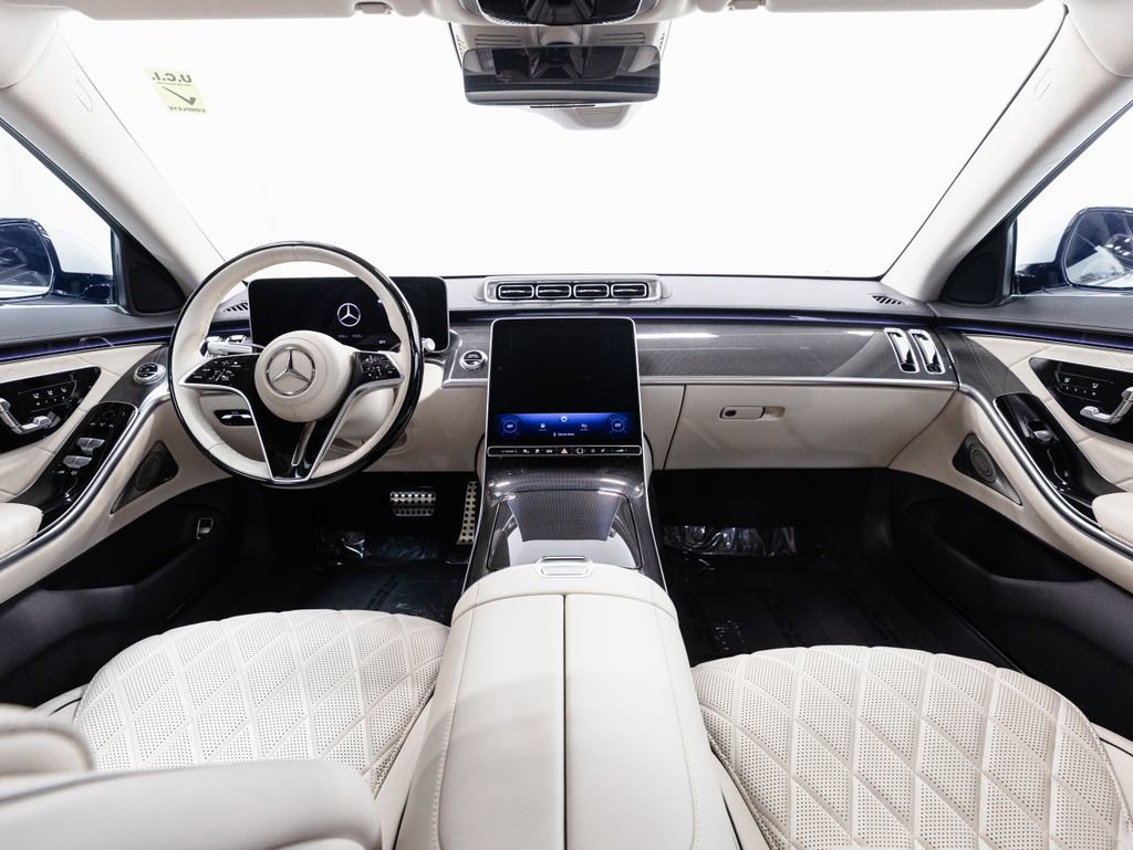 Used 2025 Mercedes-Benz S 580e 4MATIC Sedan image 26