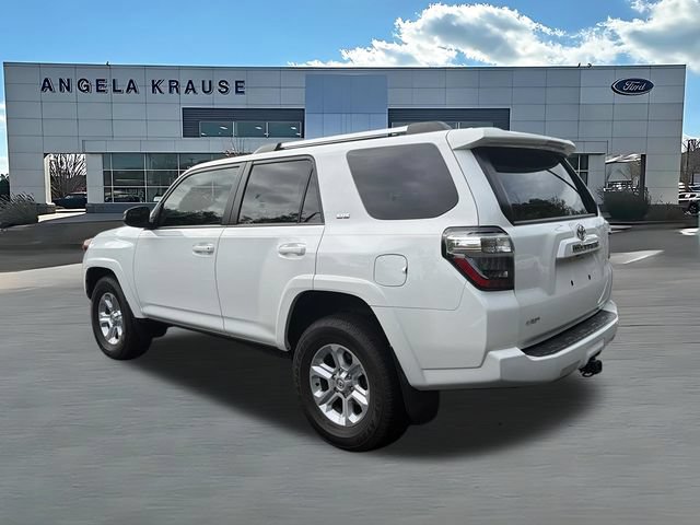 Used 2022 Toyota 4Runner SR5 Premium w/ Moonroof Package RWD image 6