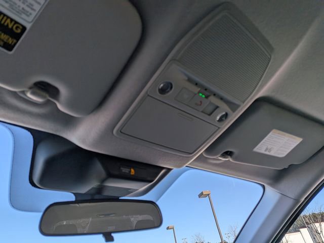 New 2026 Nissan Kicks SR w/ Cold Weather Package image 17