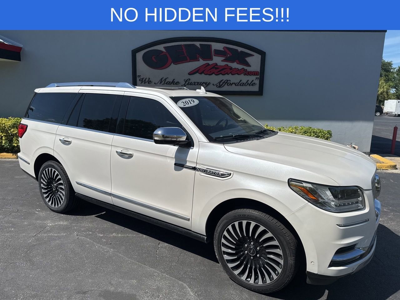 Used 2019 Lincoln Navigator Black Label AWD/4WD image 1