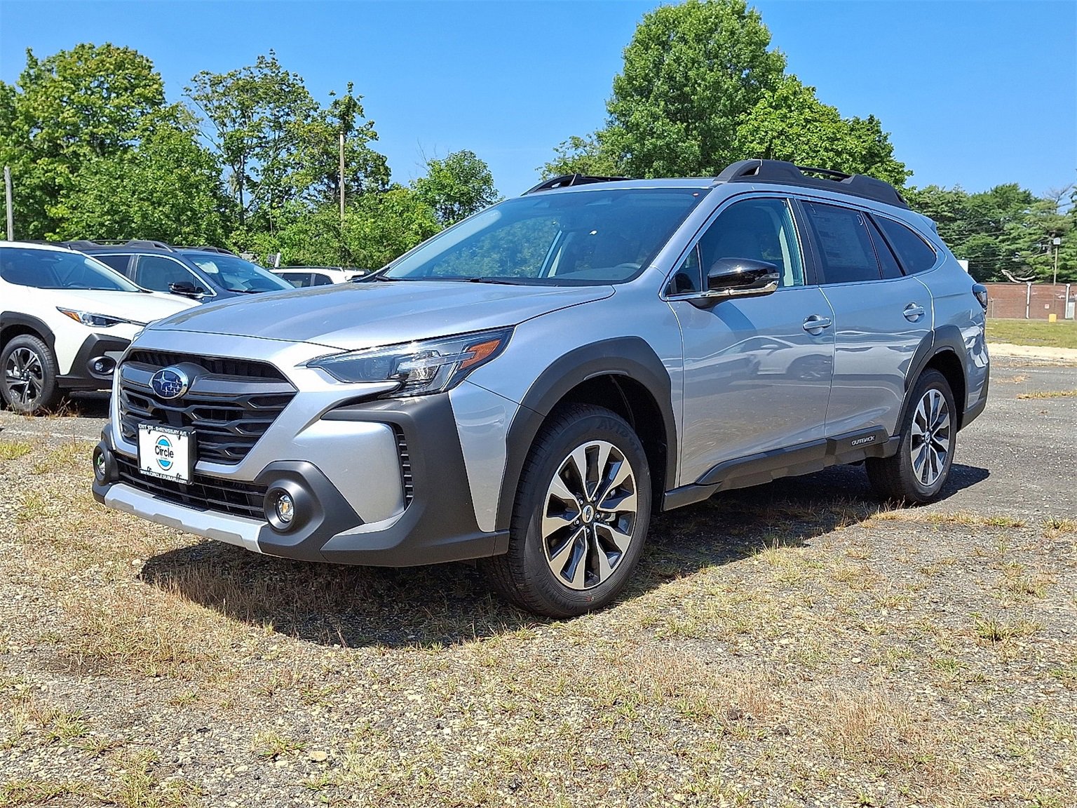 New 2025 Subaru Outback Limited image 1
