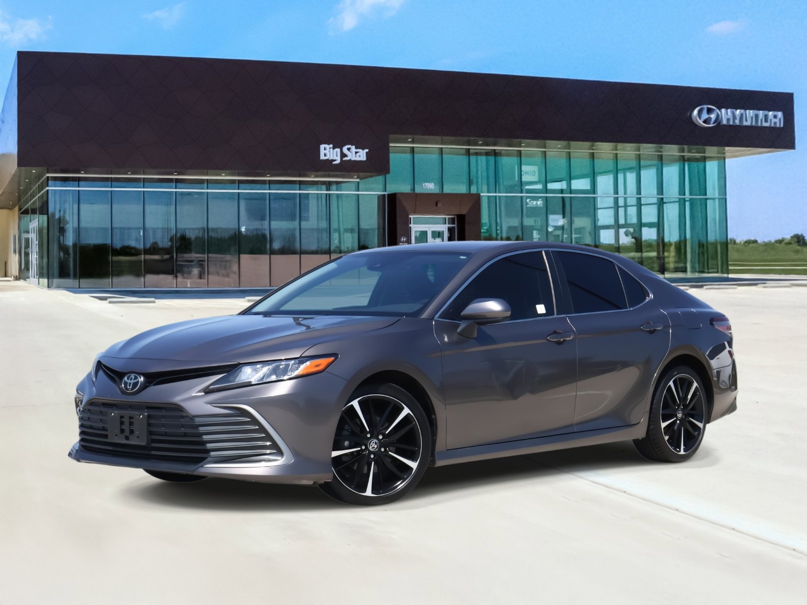 Used 2022 Toyota Camry LE