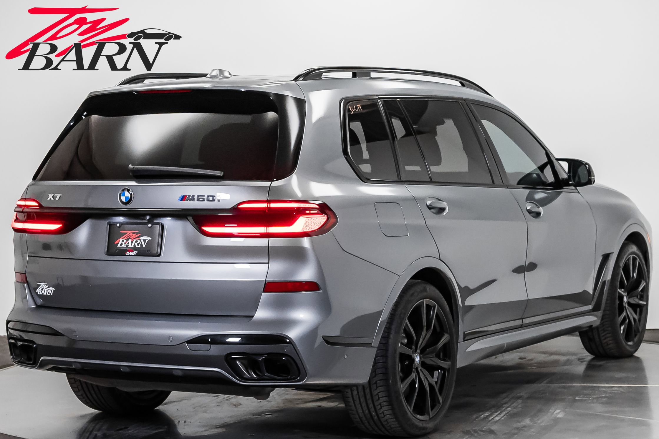 Used 2024 BMW X7 M60i image 5