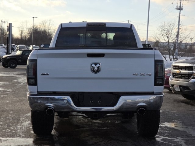 Used 2017 RAM 1500 Classic SLT w/ SLT Plus D￩cor Group image 12