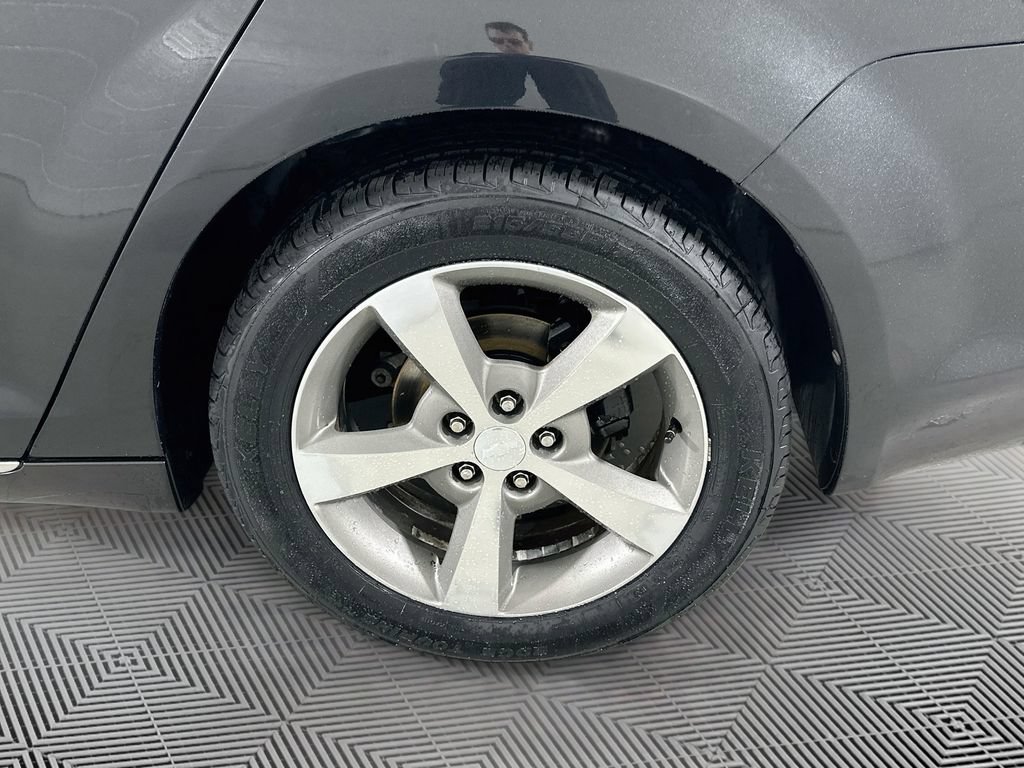 Used 2012 Chevrolet Malibu LT FWD image 26