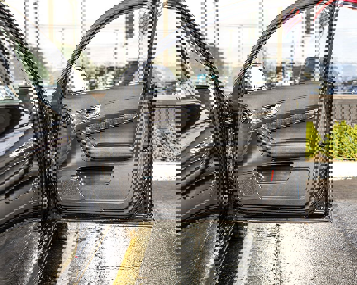 Used 2011 Audi S6 Prestige image 40