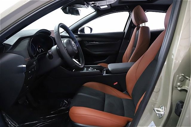 Used 2025 MAZDA MAZDA3 Carbon image 19