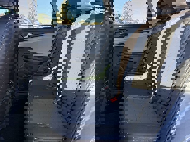 Used 2024 Volkswagen Tiguan SE R-Line image 23