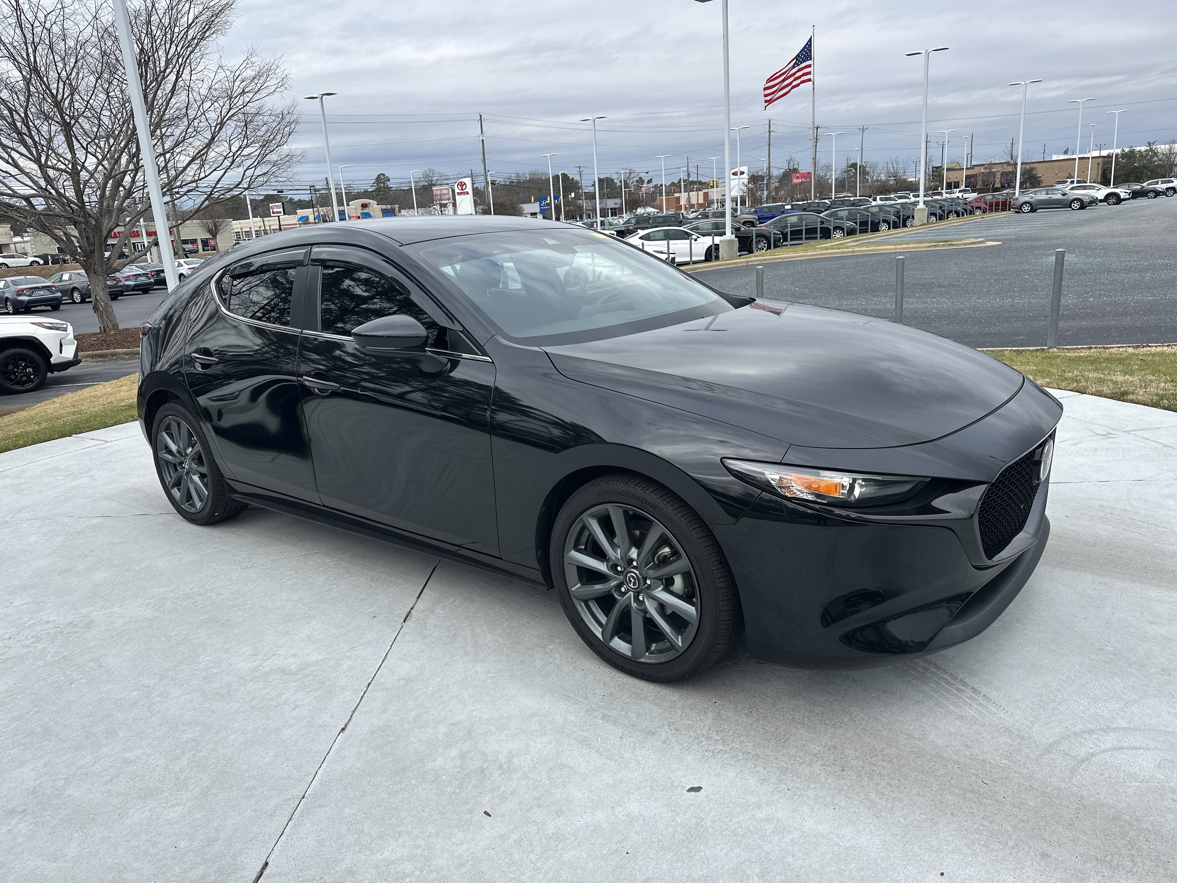 Used 2021 MAZDA MAZDA3 s video 2