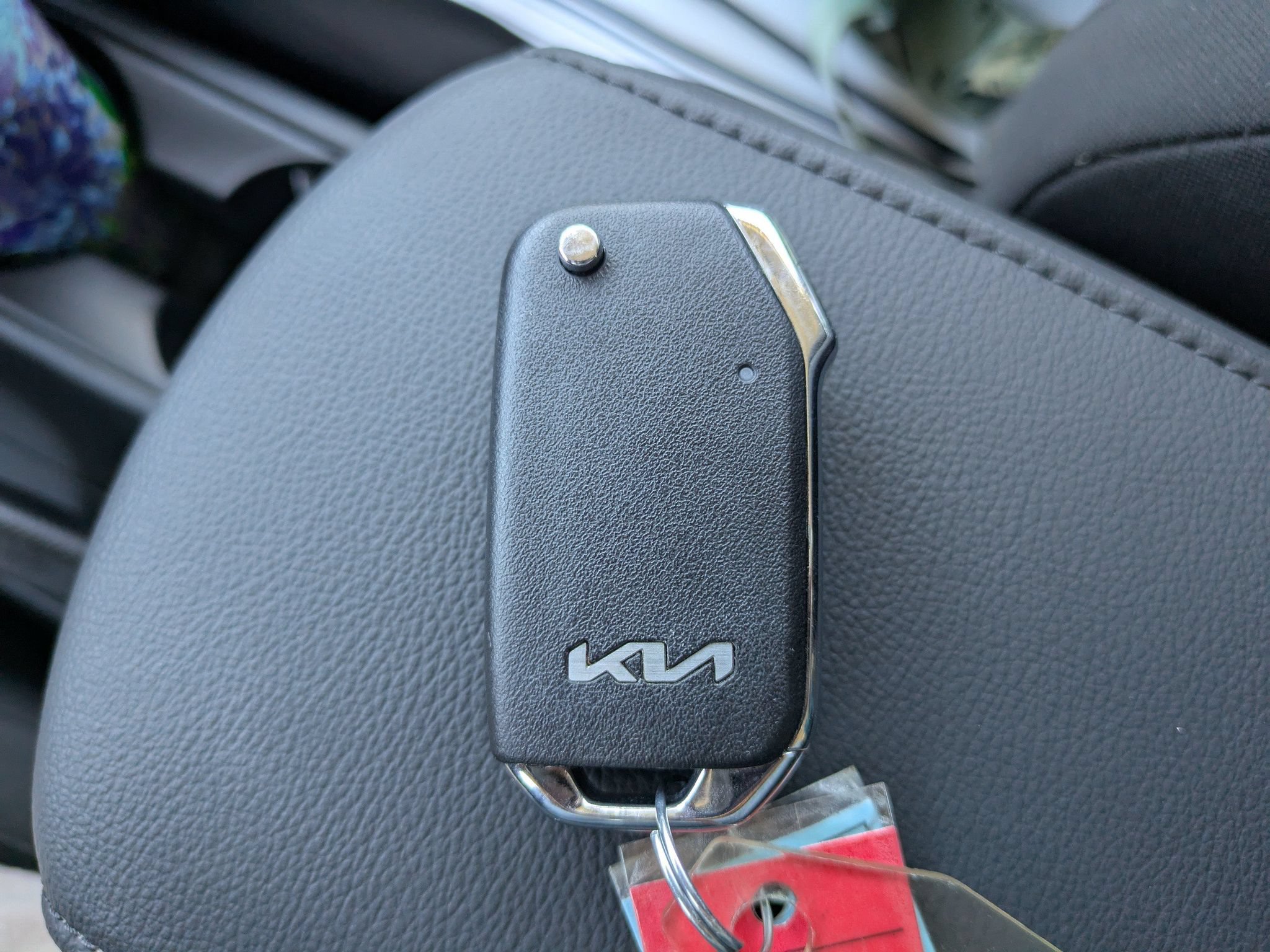 Used 2025 Kia Soul LX w/ LX Technology Package FWD image 26