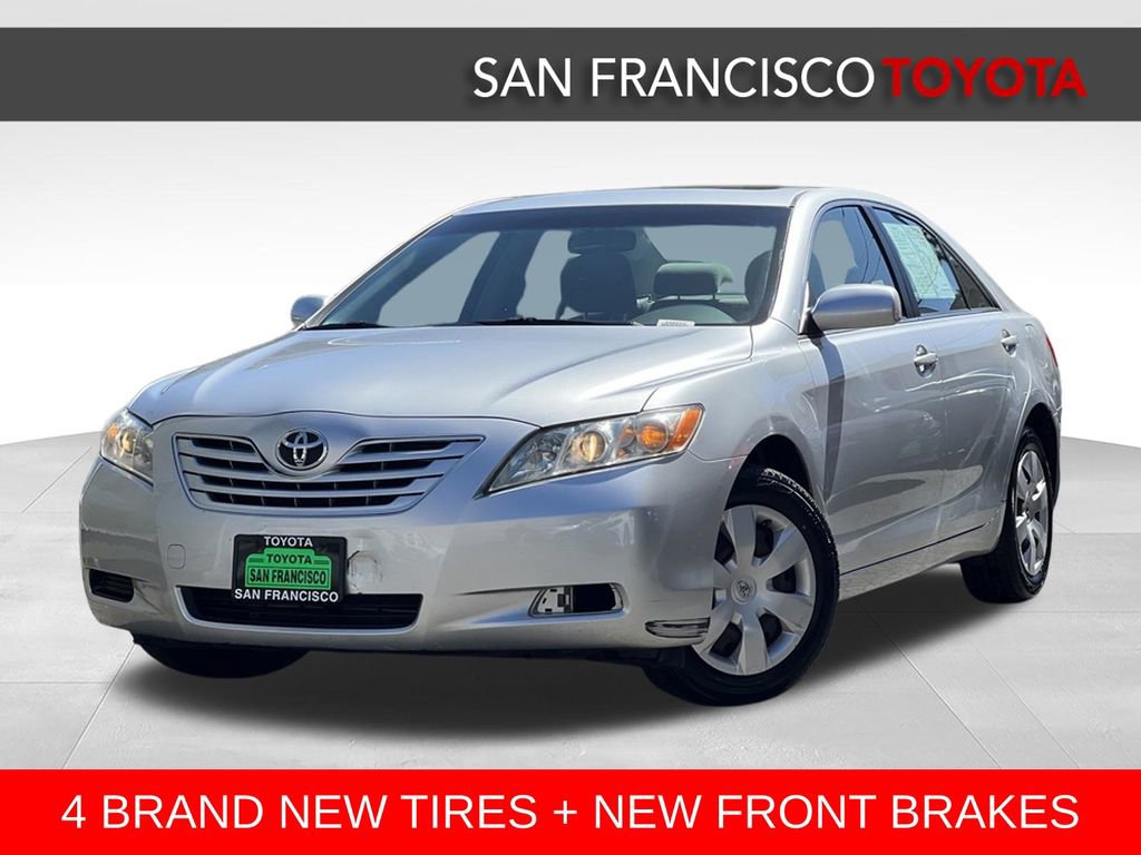 Used 2007 Toyota Camry LE FWD image 1